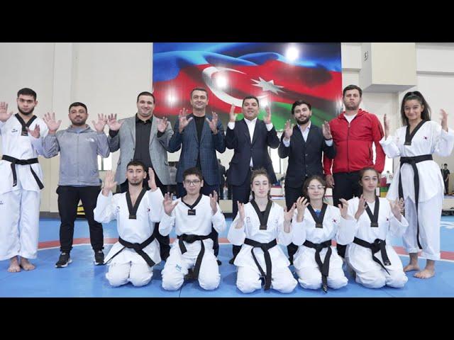 Taekvondo çempionu Rəşad Əhmədovun deflimpiyaçılarla görüşü